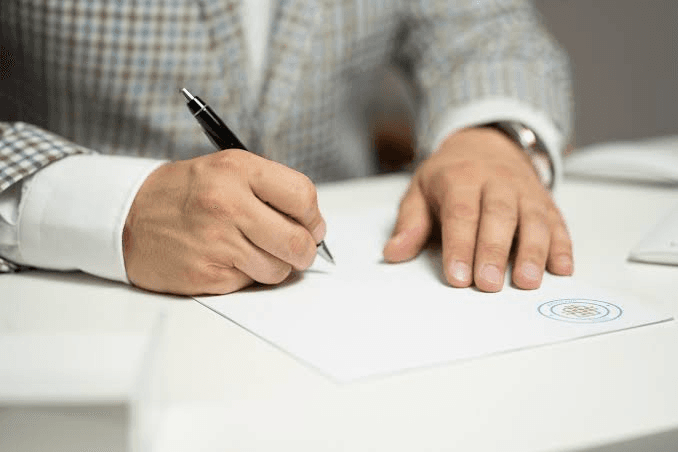 توقيع شراكة جديدة لدعم مشاريع التنمية المحلية